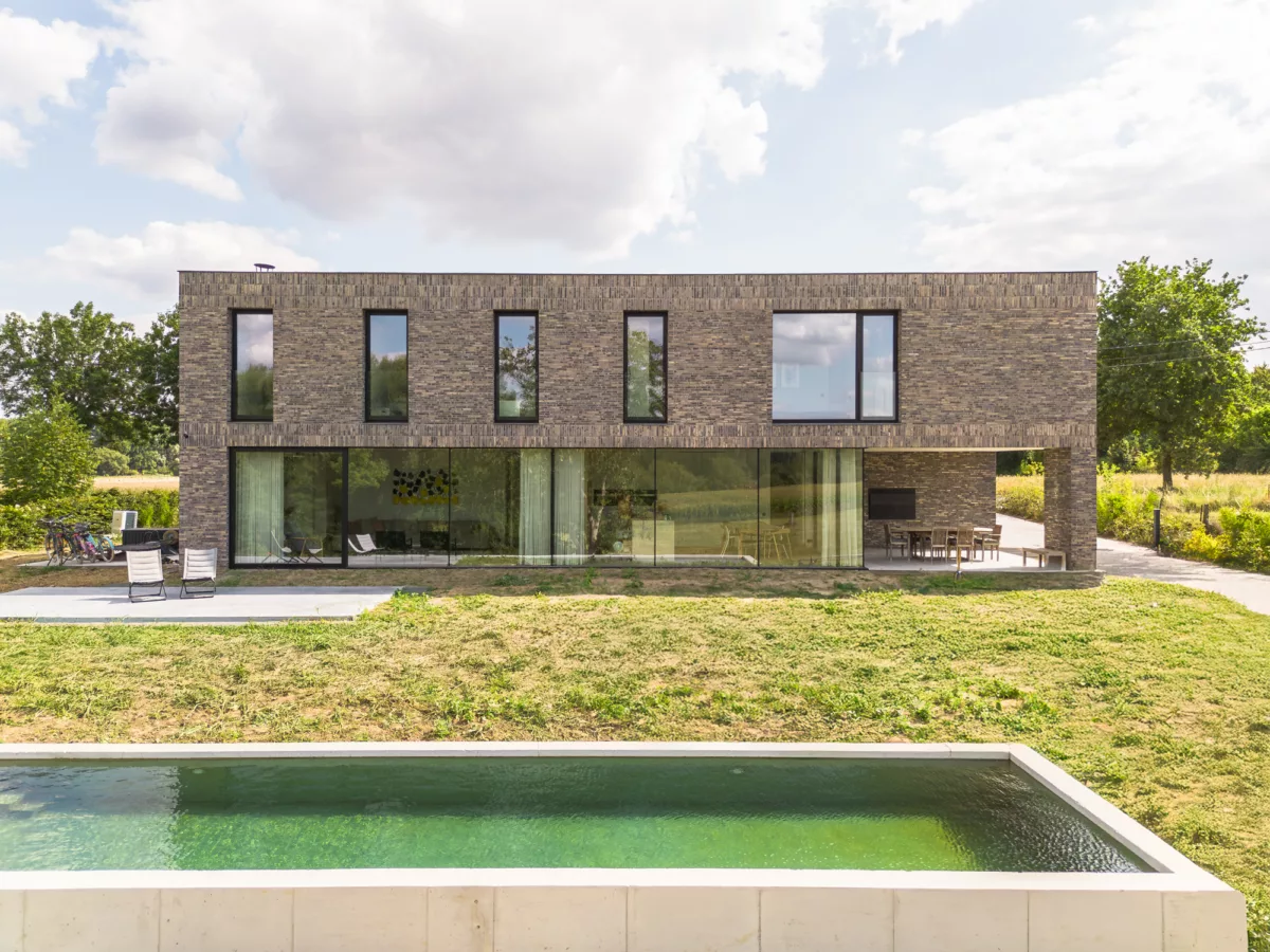 GENUS RUWA LENNIK FULL 20250821 0048